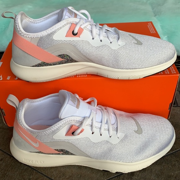 NIKE WMNS FLEX TRAINER 9 - Picture 4 of 16